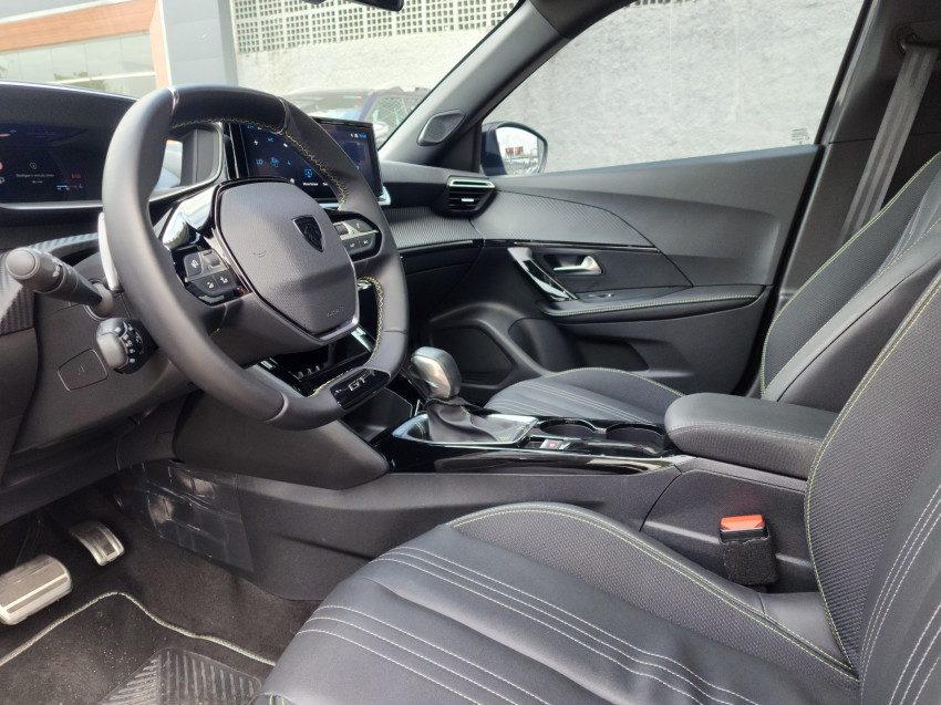 peugeot 2008 1.6 16v flex allure 4p at 24/25 seminovo5