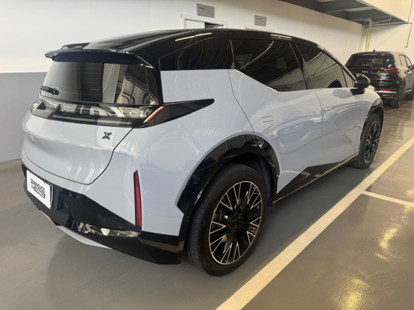 zeekr x 66 kw eletrico flagship awd 24/25 seminovo3