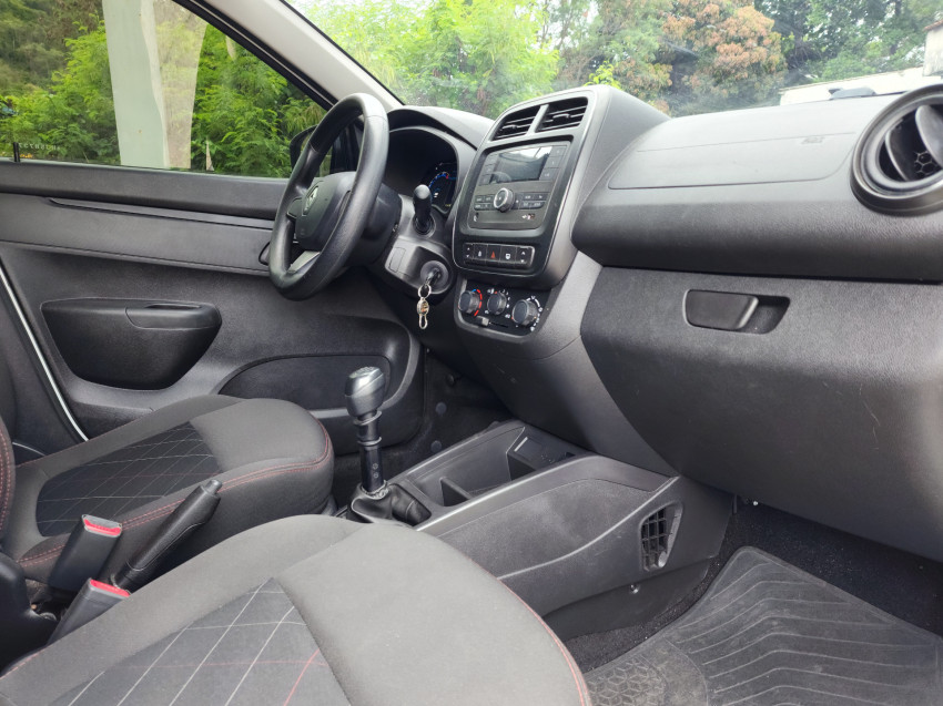 renault kwid 1.0 12v sce flex zen man 23/24 seminovo11