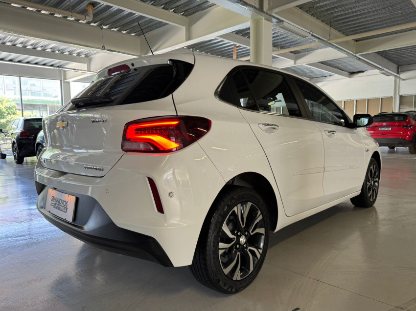 chevrolet onix 1.0 turbo flex premier at 23/24 seminovo3