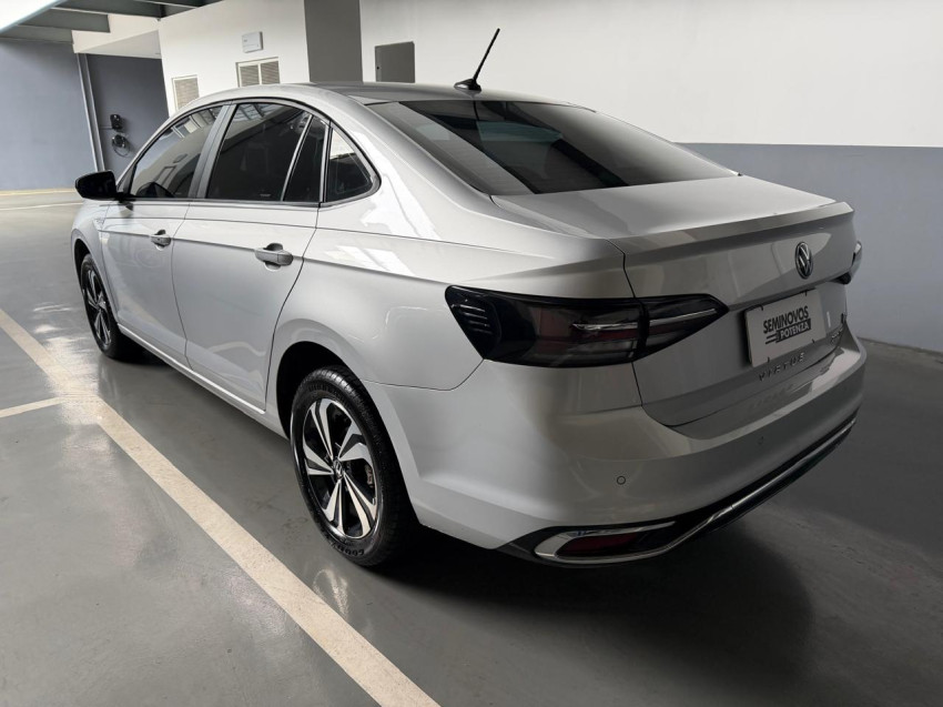 volkswagen virtus 1.0 200 tsi comfortline at 24/25 seminovo3