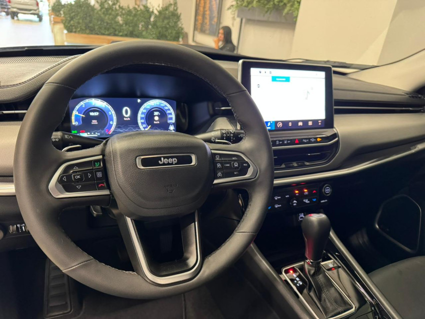 jeep compass 1.3 t270 turbo flex longitude at6 24/25 seminovo8