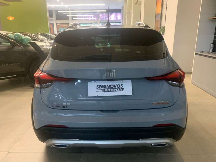 fiat pulse 1.0 turbo 200 flex audace cvt 22/23 seminovo4