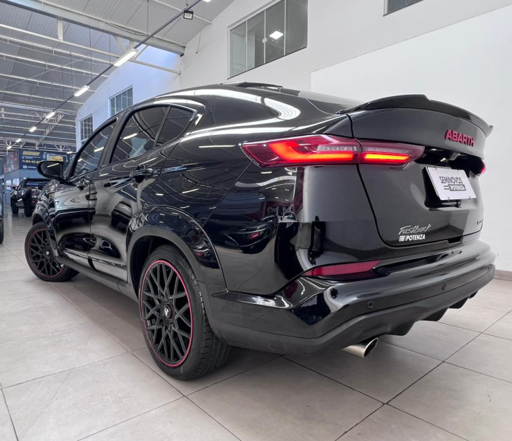 fiat fastback 1.3 turbo 270 flex abarth at6 24/25 seminovo5