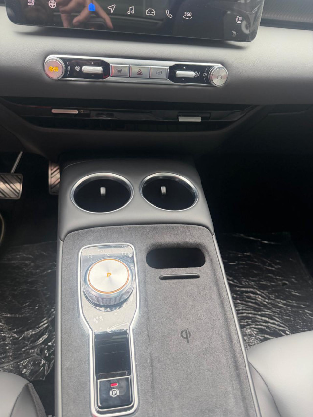 mg s5 64 kw eletrico luxury 25/26 seminovo9