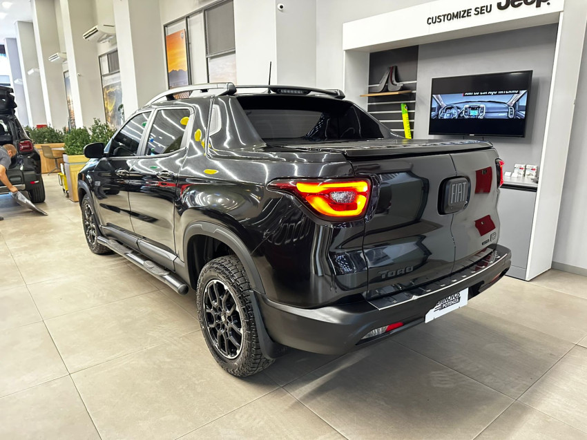 fiat toro 2.0 16v turbo diesel ultra 4wd at9 3p automatico 20245