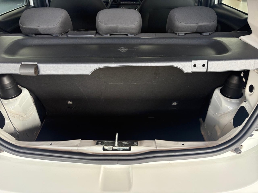 fiat mobi 1.0 evo flex like. manual 4p 202511