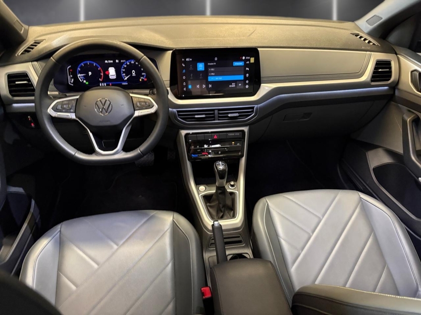 volkswagen t-cross 1.0 200 tsi total flex comfortline automatico 4p 202510