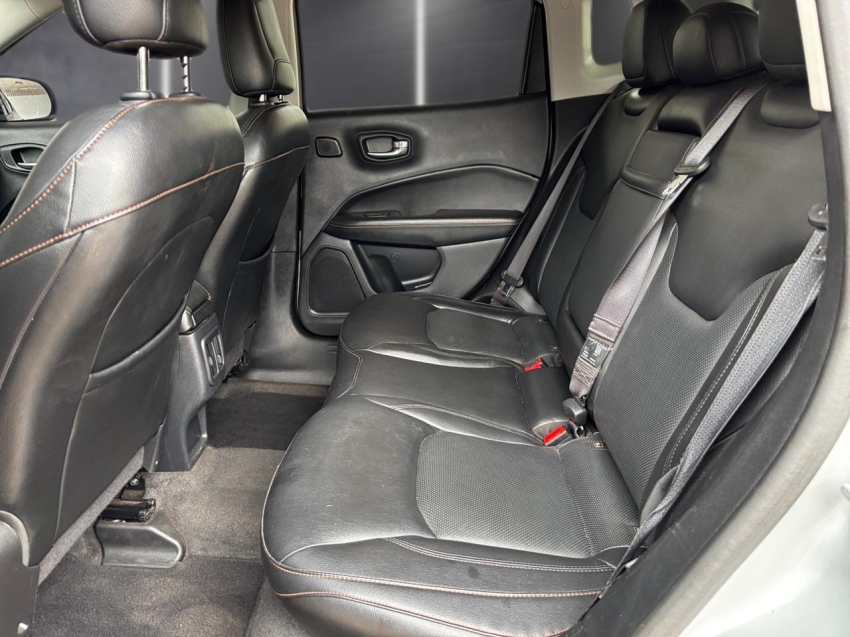 jeep compass 2.0 16v flex longitude automatico 4p 201817