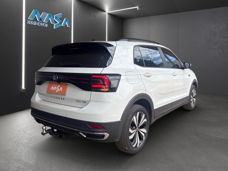 volkswagen t-cross 1.0 200 tsi total flex comfortline automatico 4p 20243