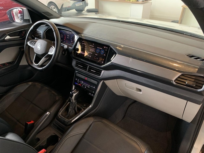 volkswagen t-cross 1.4 250 tsi total flex highline automatico 4p 202310