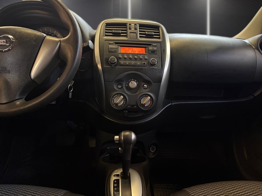 nissan march 1.6 sv 16v flexstart 4p xtronic flex automatico 20179
