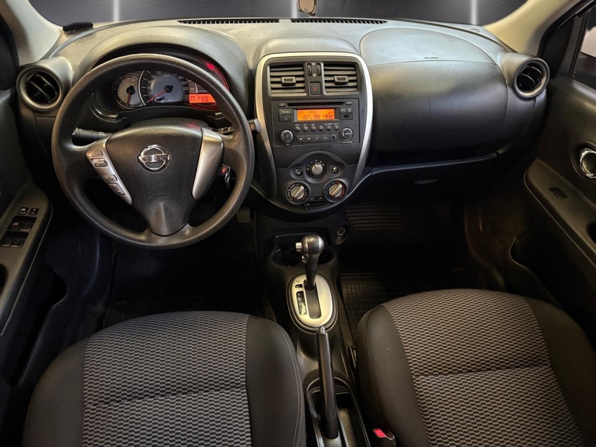 nissan march 1.6 sv 16v flexstart 4p xtronic flex automatico 201710