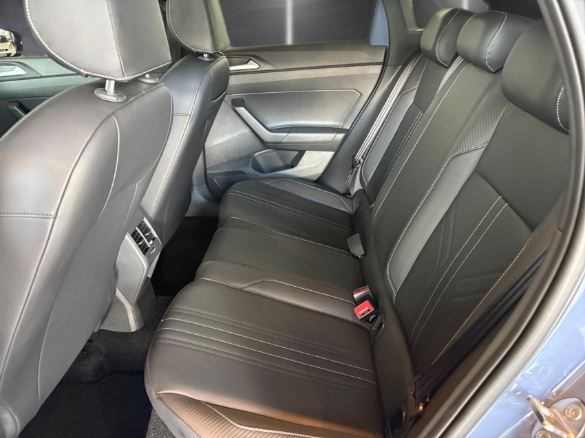 volkswagen nivus 1.0 200 tsi total flex highline automatico 4p 202611