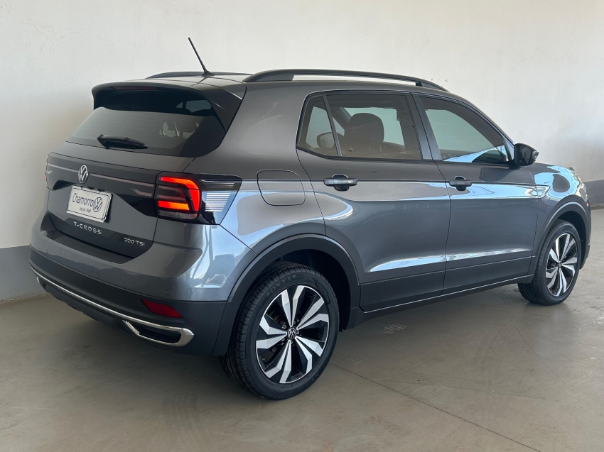 volkswagen t-cross 1.0 200 tsi total flex comfortline automatico 4p 2024