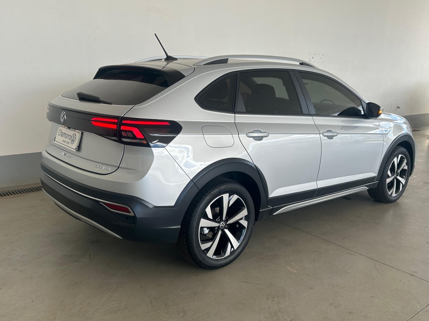 volkswagen nivus 1.0 200 tsi total flex highline automatico 4p 2021