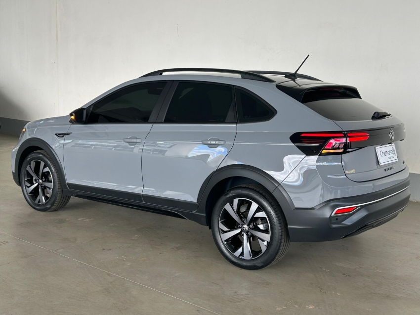 volkswagen nivus 1.0 200 tsi total flex highline automatico 4p 2023