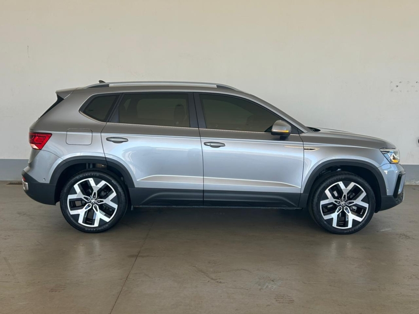 taos 1.4 highline 250tsi automatico