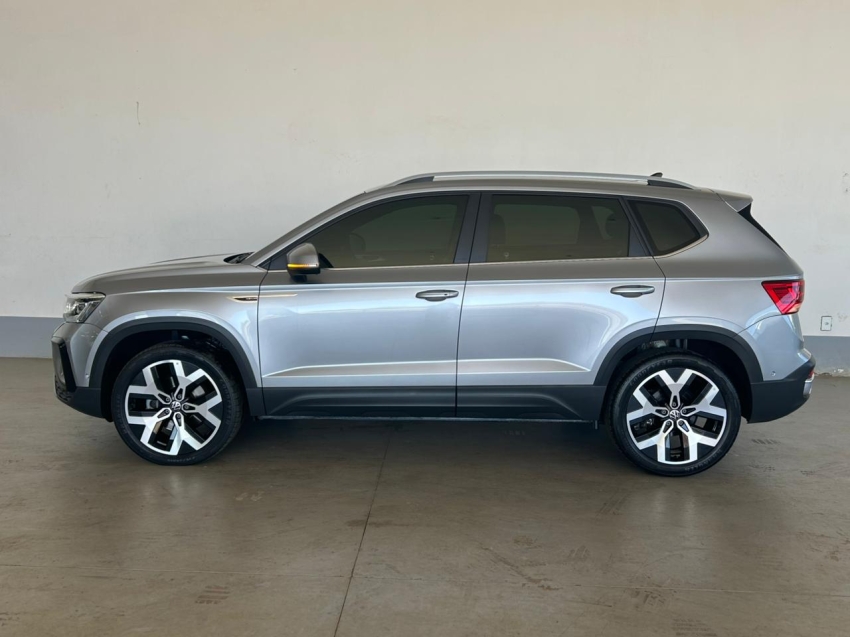 taos 1.4 highline 250tsi automatico