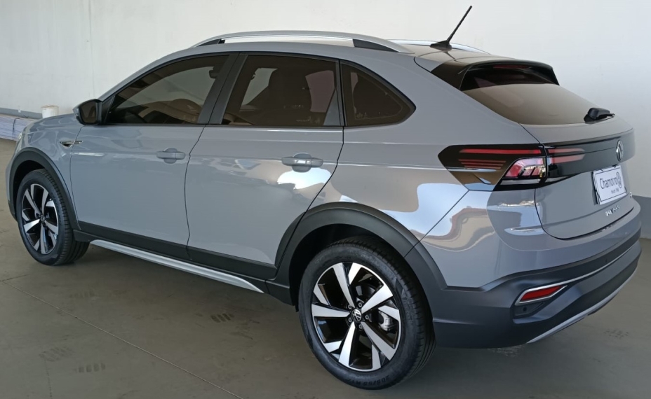 volkswagen nivus 1.0 200 tsi total flex highline automatico 4p 20224