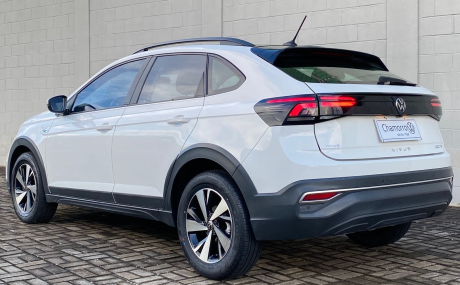 volkswagen nivus 1.0 200 tsi total flex comfortline automatico 4p 20214