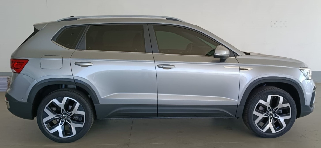 volkswagen taos 1.4 250 tsi total flex highline automatico 1.3 4p 20247