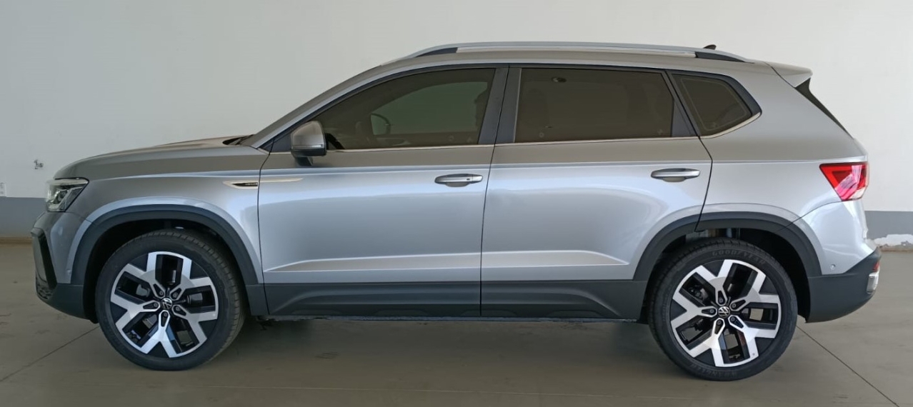 volkswagen taos 1.4 250 tsi total flex highline automatico 1.3 4p 20243