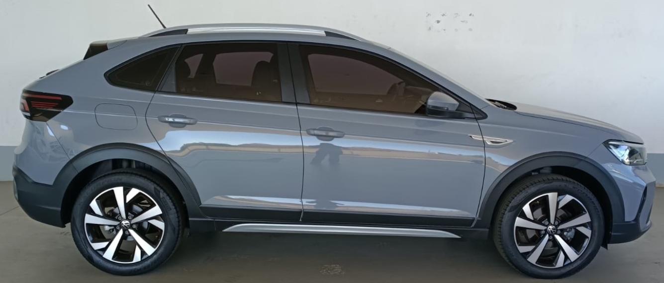volkswagen nivus 1.0 200 tsi total flex highline automatico 4p 20227
