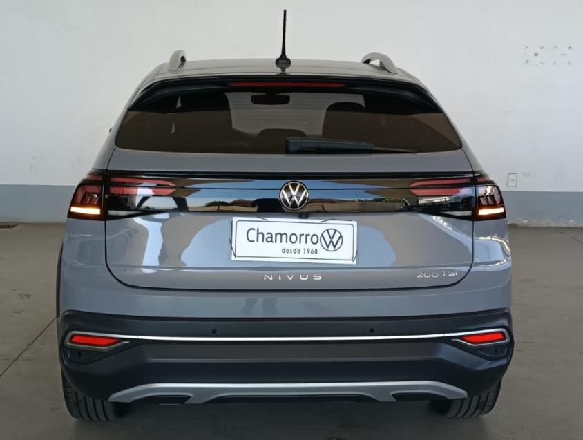 volkswagen nivus 1.0 200 tsi total flex highline automatico 4p 20225