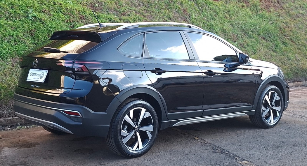 volkswagen nivus 1.0 200 tsi total flex highline automatico 4p 20246