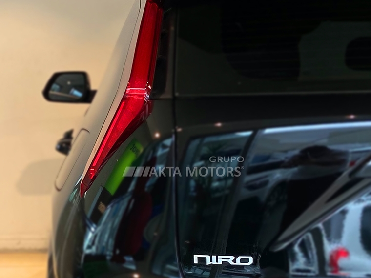 kia niro 1.6 gdi hev sx prestige dct hibrido 4p automatico 2025