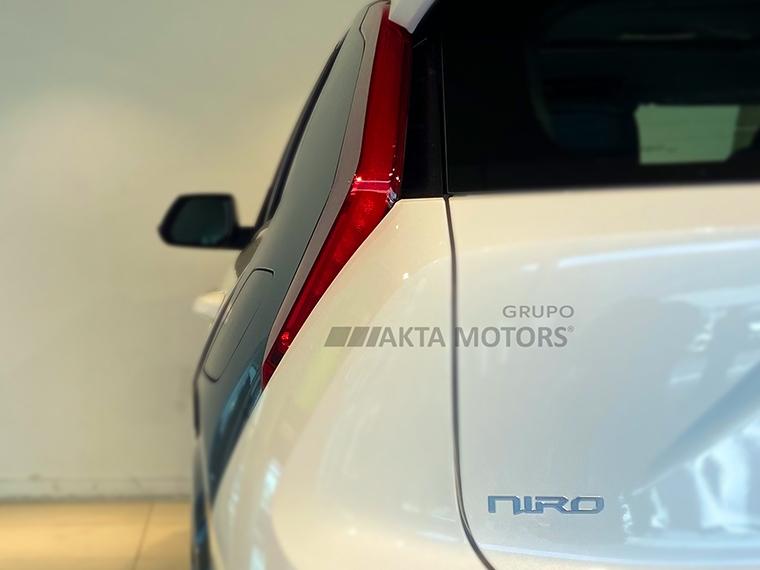 kia niro 1.6 gdi hev sx prestige dct hibrido 4p automatico 2025
