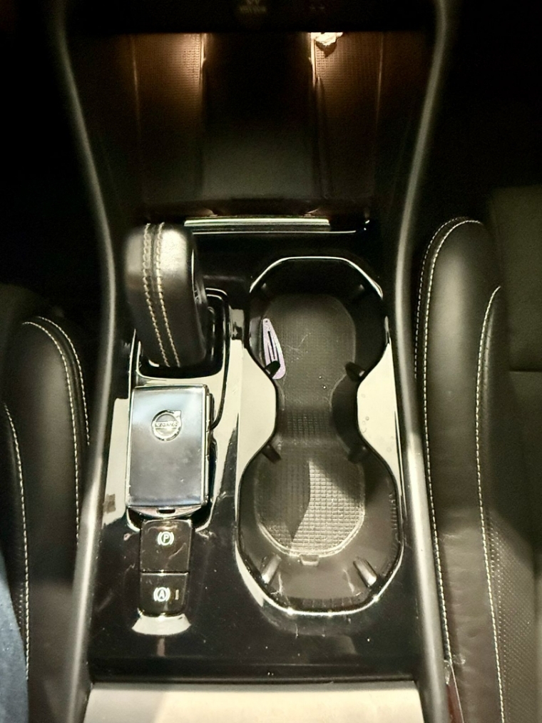 volvo xc40 2.0 t5 gasolina r-design awd geartronic 4p automatico 2020