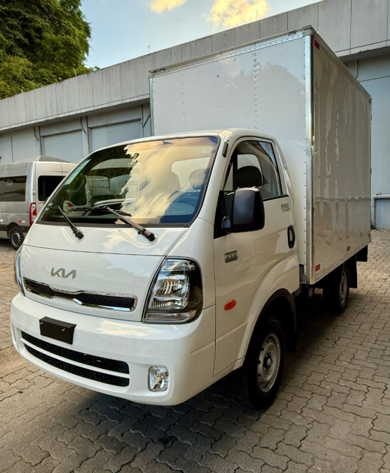 kia bongo 2.5 td diesel std cs 4x4 manual 2p 2026