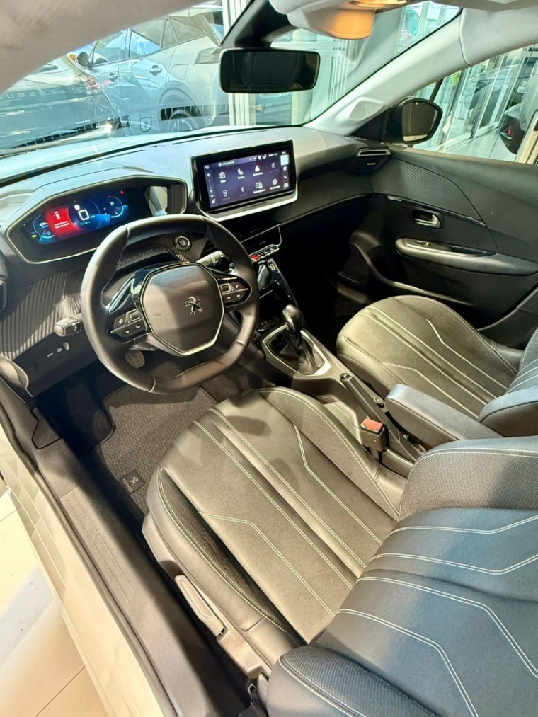 peugeot 208 1.0 turbo 200 flex griffe cvt 4p automatico 2024