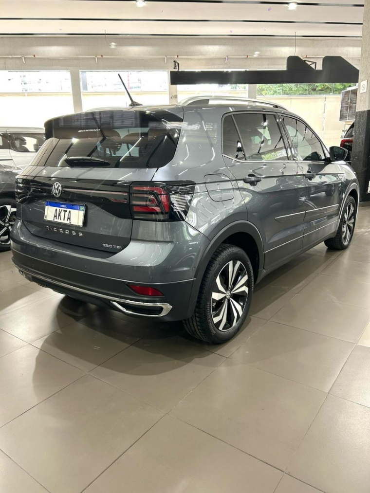 volkswagen t-cross 1.4 250 tsi total flex highline automatico 4p 2021