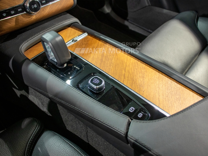 volvo xc90 2.0 t8 recharge plus awd geartronic hibrido 4p automatico 2023