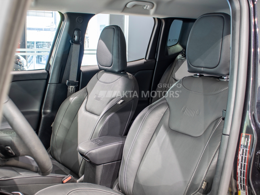 jeep renegade 1.3 t270 turbo flex longitude at6 4p automatico 2025
