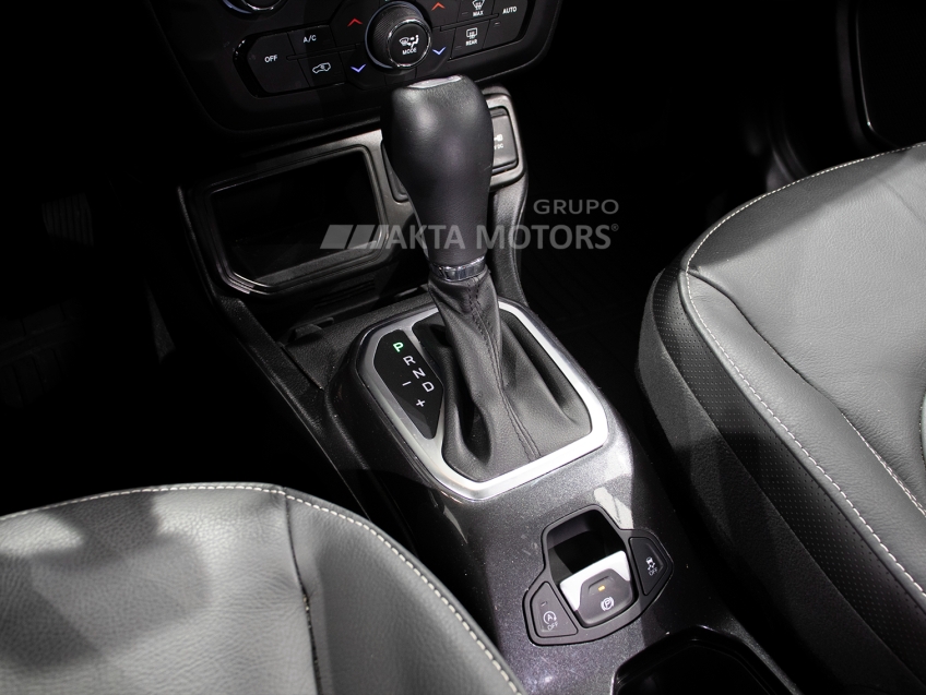 jeep renegade 1.3 t270 turbo flex longitude at6 4p automatico 2025