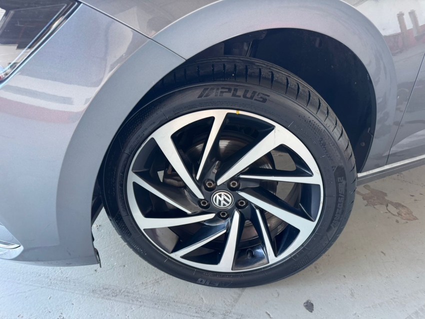 volkswagen virtus 1.0 200 tsi highline automatico flex 4p 2022