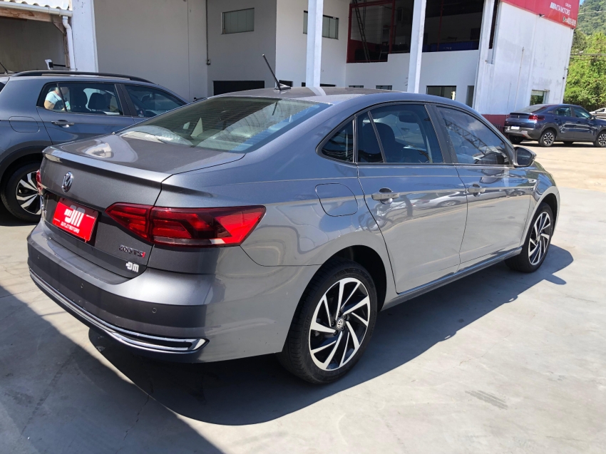 volkswagen virtus 1.0 200 tsi highline automatico flex 4p 2022