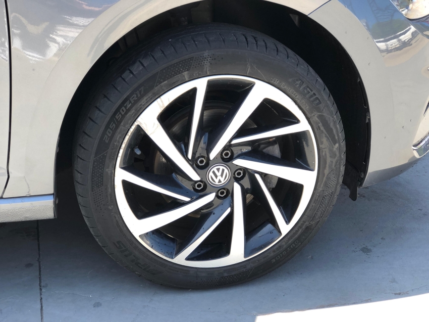 volkswagen virtus 1.0 200 tsi highline automatico flex 4p 2022