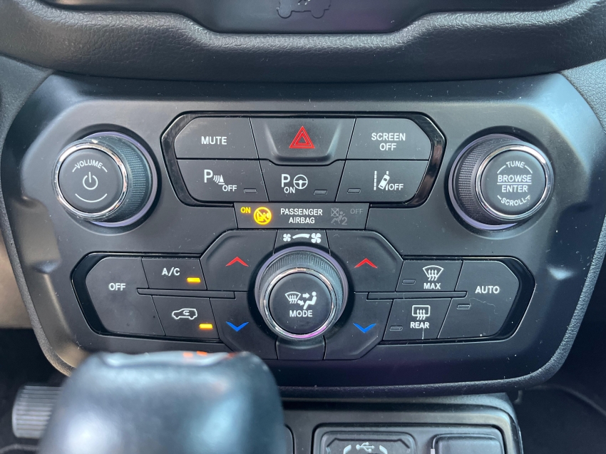 jeep renegade 1.3 t270 turbo flex s 4x4 at9 4p automatico 2024