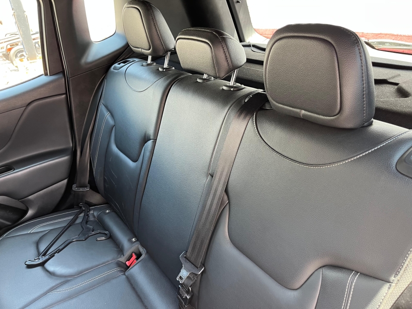 jeep renegade 1.3 t270 turbo flex s 4x4 at9 4p automatico 2024