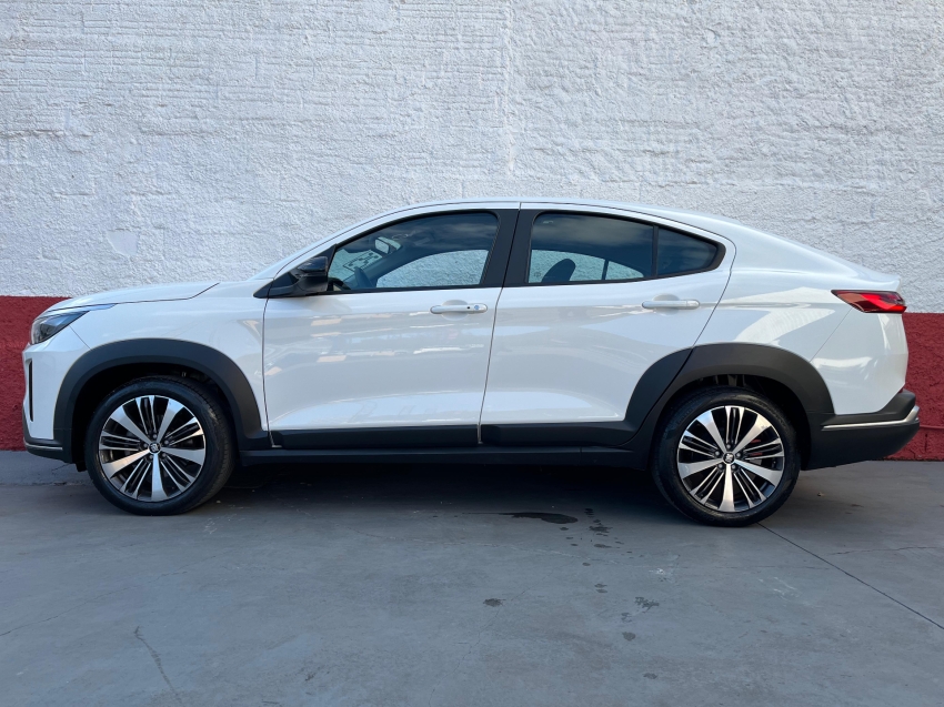 fiat fastback 1.0 turbo 200 flex audace cvt 4p automatico 2025