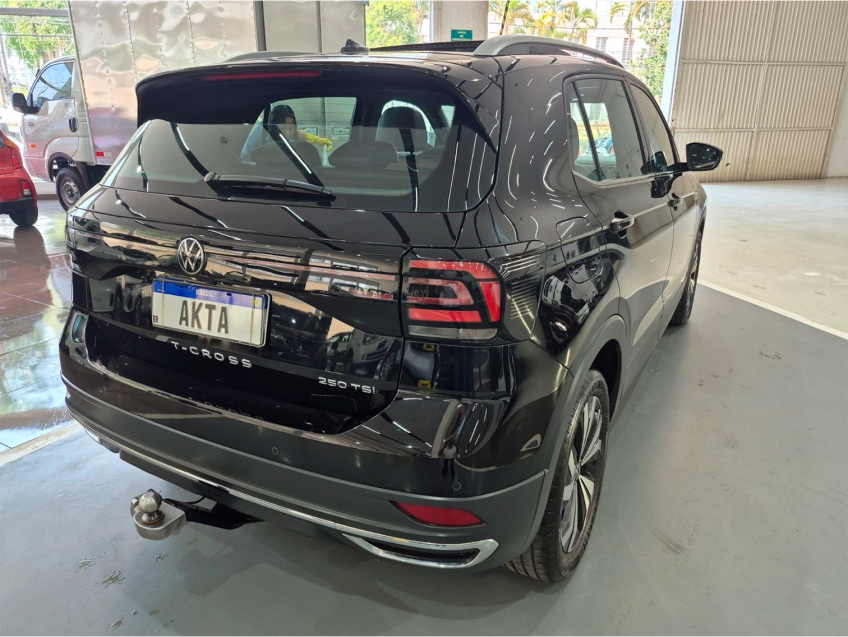 volkswagen t-cross 1.4 250 tsi total flex highline automatico 4p 2024
