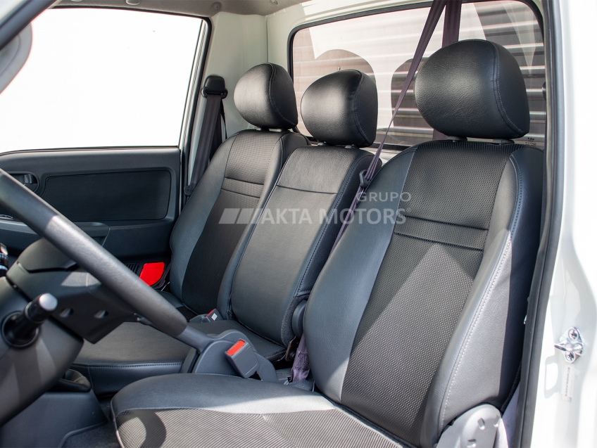 kia bongo 2.5 td diesel std cs 4x4 manual 2p 2025