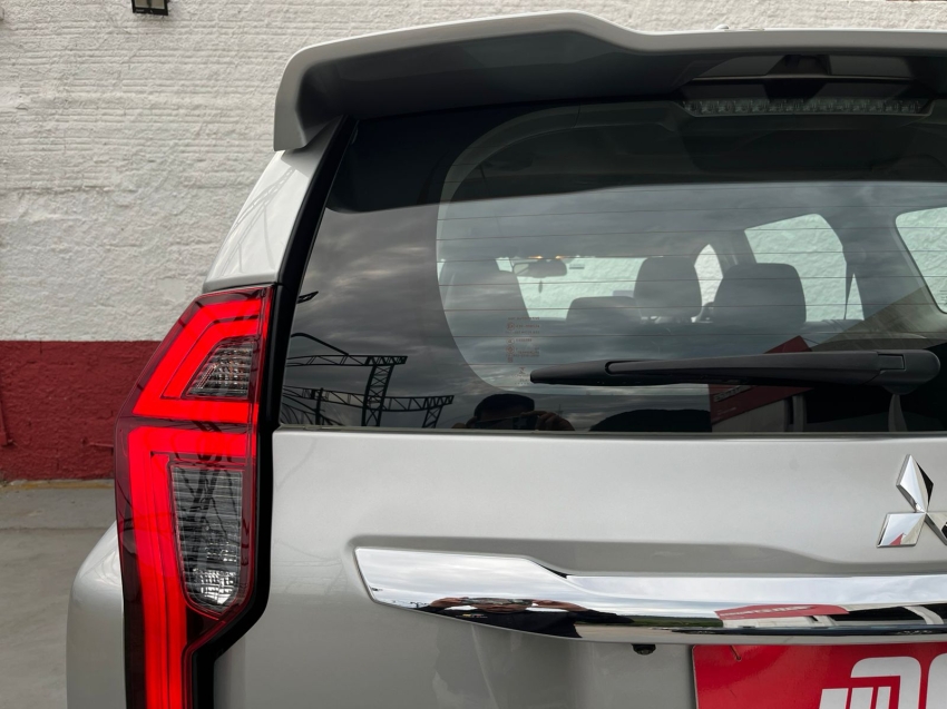 pajero sport hpe 2022