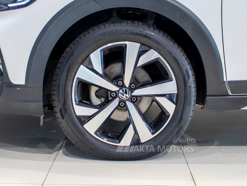 volkswagen nivus 1.0 200 tsi total flex highline automatico 4p 202311 volkswagen nivus 1.0 200 tsi total flex highline automatico 4p 202311