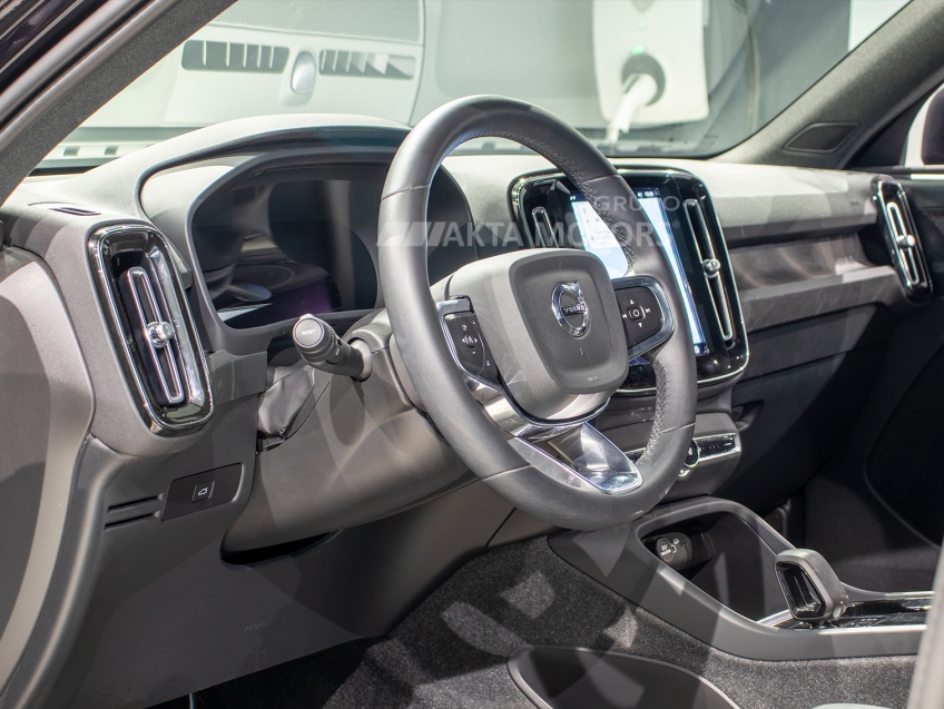 volvo xc40 p6 recharge electric plus 1.5 eletrico 4p automatico 20243